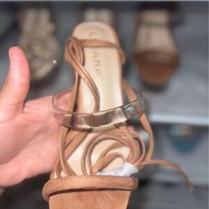 Elegant Tan Women's Sandals